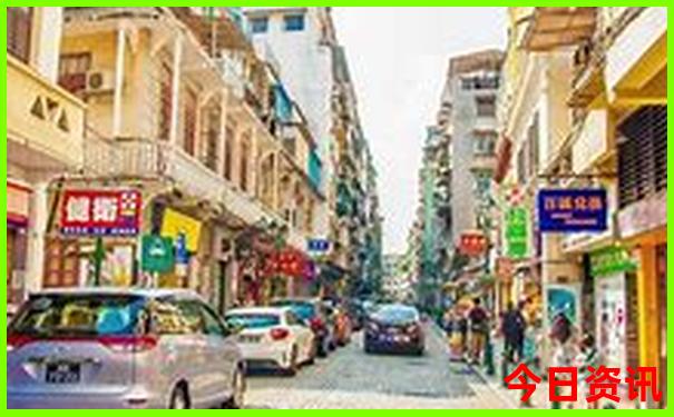 八月份哪个城市适合旅游